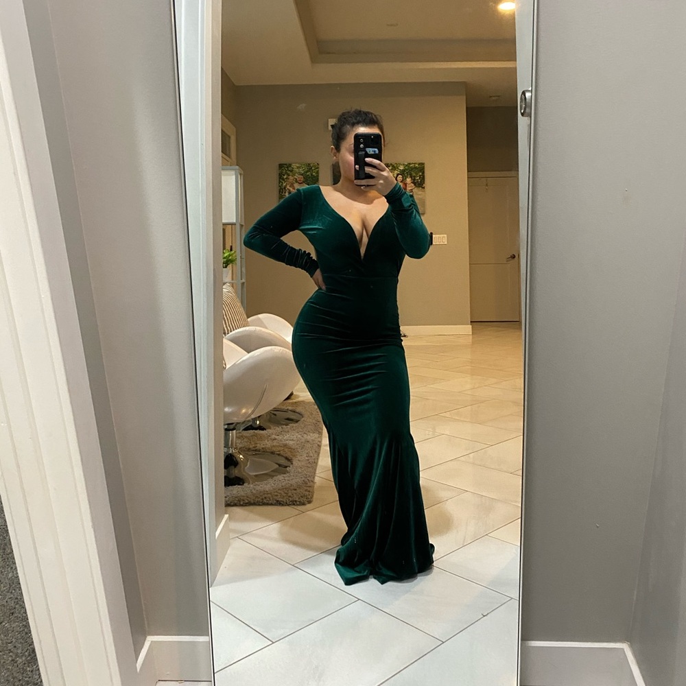 Fashion Nova Bentley Rider Velvet Maxi Dress